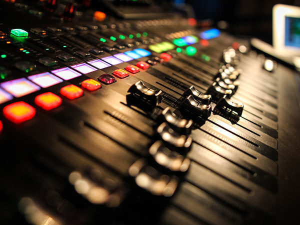 Professional Live Audio Mixing Deck